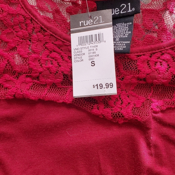 Women's/Junior's Dress - Picture 3 of 3